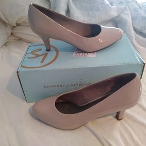 Life stride Parigi Nude Pump size 10W